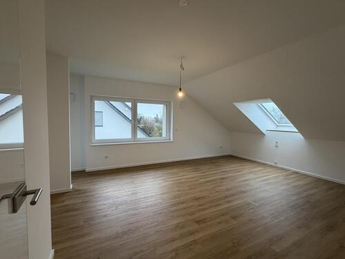 Foto - Wohnen über Halle (Westf.) – Moderne Dachgeschosswohnung in Hanglage