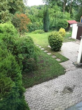 Foto - Schönes, 2-3 Familienhaus in Bischmisheim am Sportplatz