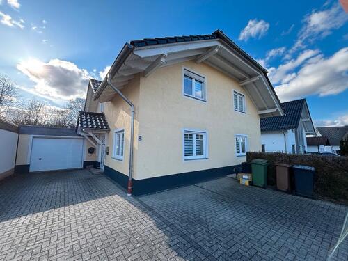 Foto - Einfamilienhaus mit Garage - 485.000,00&nbsp;EUR Kaufpreis, ca.&nbsp; 173,00&nbsp;m&sup2;