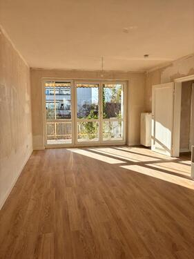 Foto - **Erste Kaltmiete geschenkt** 3 Zimmer mit Einbauküche und Balkon