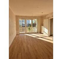 **Erste Kaltmiete geschenkt** 3 Zimmer mit Einbauküche und Balkon - Frankfurt am Main Niederrad