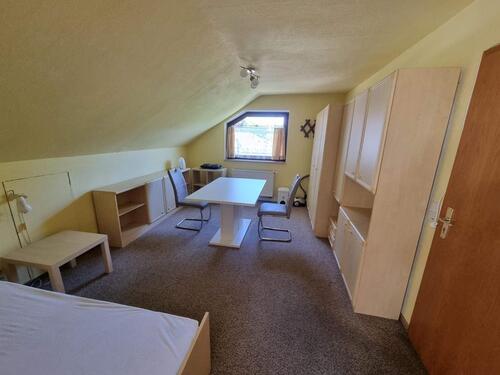 Foto - Möblierte, stilvolle 1-Zimmer-DG-Wohnung in Illertissen