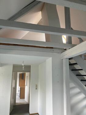 Foto - schöne Dachgeschosswohnung mit Balken und Galerie