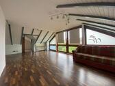 Foto - Dachgeschosswohnung in ruhiger Lage