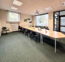 Büro-Gewerberaum zur Untermiete in Düsseldorf­ Volmerswerth