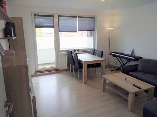 Foto - Kernsanierte 2-Zi.-Wohnung mit Südbalkon 