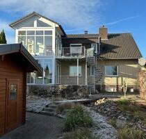 Helle Erdgeschosswohnung mit Terrasse und Wintergarten - Hüllhorst