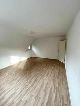 Foto - 3.5 Zimmer Dachgeschoßwohnung zur Miete in Rheinstetten