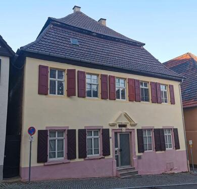 Foto - ehem. Amtshaus mit neuer Pelletheizung und viel Platz