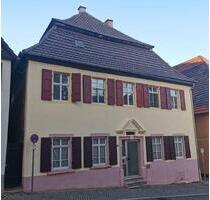 ehem. Amtshaus mit neuer Pelletheizung und viel Platz - Kraichtal