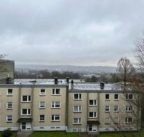 Sanierte 2-Zimmer mit Balkon und traumhaftem Weitblick über Wuppertal sowie EBK