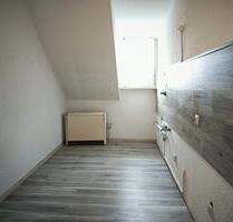 Gut geschnittene 2,5 Raum Dachgeschosswohnung in GE-Heßler - Gelsenkirchen Gelsenkirchen-Mitte