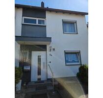 Einfamilien Reihenhaus in Bous - 220.000,00&nbsp;EUR Kaufpreis, ca.&nbsp; 128,00&nbsp;m&sup2; in Tholey (PLZ: 66636)
