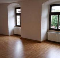 Große 2-Raum-Wohnung im 1. OG in Burg