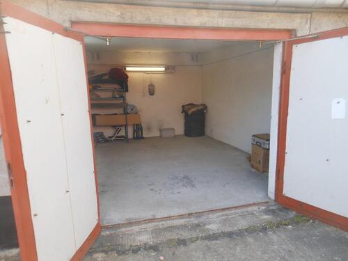 Foto - Große Garage 19m² Halle Saale Lortzingbogen 5,3m x 3,5m 220V 380V