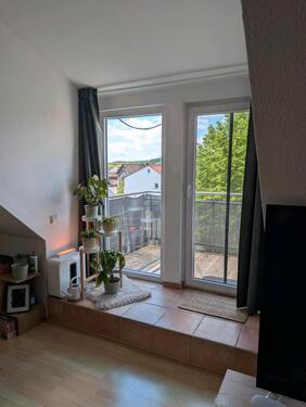 Foto - 2,5 ZKB BALKON - 1.100,00&nbsp;EUR Kaltmiete, ca.&nbsp; 104,00&nbsp;m&sup2;