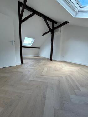 Foto - ***Traumhafte Maisonette-Wohnung mit Einbauküche und Klimaanlage***