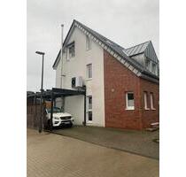 Reiheneckhaus mit Wärmepumpe und Klimaanlage Energieklasse A - Leverkusen Bürrig