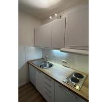 Wunderschönes 1-Zimmer-Apartment mit Einbauküche, komplett saniert und modernisiert! - Osterfeld