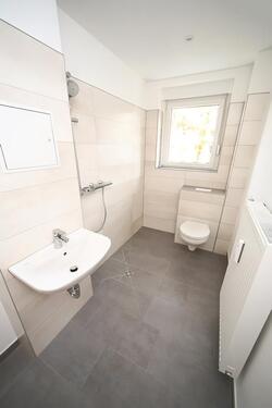 Foto - Erdgeschosswohnung mit ebenerdiger Dusche und Balkon