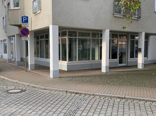 Foto - BüroPraxis in zentraler Lage - 1.260,00&nbsp;EUR Kaltmiete, ca.&nbsp; 180,00&nbsp;m&sup2;