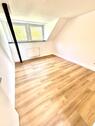 Foto - 3 Zimmer Dachgeschoßwohnung zur Miete in Krefeld