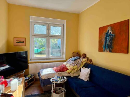 Foto - Die Schöne mit hohen Decken, Balkon und direkt im Grünen