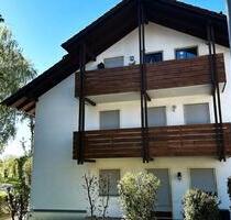 Modernisierte 3 Zi.-Wohnung mit EBK in schöner Randlage - Hengersberg