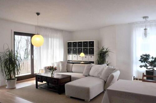 Foto - Helle 3-Zi-Wohnung mit Einbauküche und Balkon