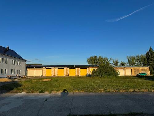 Foto - Halle zu vermieten - 250,00 EUR Miete,