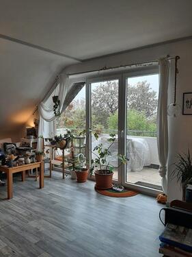 Foto - Schöne Dachgeschosswohnung in ruhiger Lage