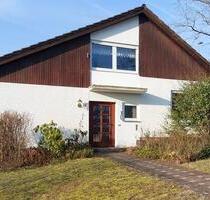 Einfamilienhaus in sehr schöner Wohnlage in Eisenberg Steinborn - Eisenberg (Pfalz)