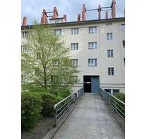 Erstbezug Kernsanierung 3-Zimmer-Wohnung Zu Vermieten Möbliert - Berlin Mitte