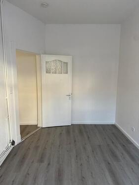 Foto - Renovierte, helle 2-Zimmer-Wohnung - bezugsfertig ab sofort