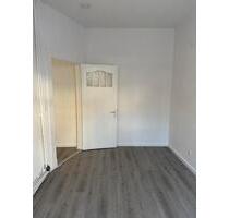 Renovierte, helle 2-Zimmer-Wohnung - bezugsfertig ab sofort - Bremerhaven