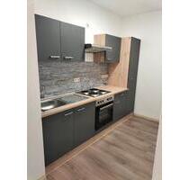 renovierte 1,5-Zimmer-Souterrain-Wohnung in Großenehrich - Greußen