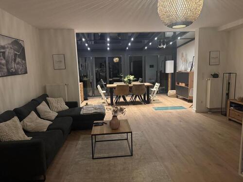 Foto - Modernes RMH mit Wohn(t)raumerweiterung und Keller