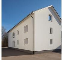 T-Neustadt – helle 2-Zimmer-DG-Whg., 63 m² - Titisee-Neustadt