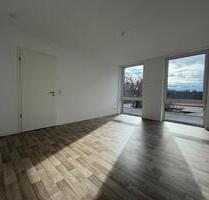 2-Raum-Wohnung mit offener Küche, Badewanne und Dusche - Bitterfeld-Wolfen