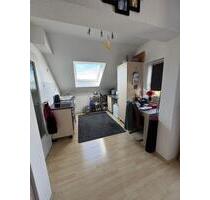 Helle 2-Zimmer DG-Wohnung mit Balkon - Bad Wörishofen