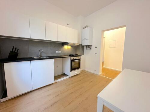 Foto - Neu renovierte WG-Zimmer – 2 Zimmer sofort verfügbar –in Frankfurt am Main