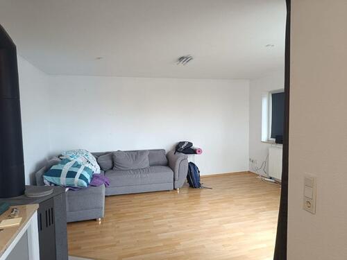 Foto - Gut geschnittene 3-Zimmer Wohnung in zentraler Lage