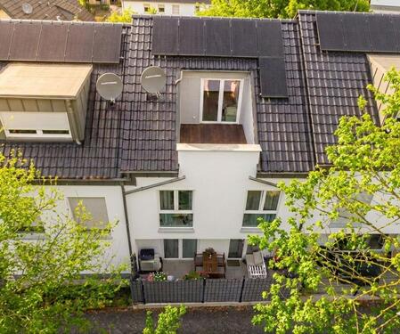 Foto - A+ Reihenhaus mit 2 sonnigen Terrassen und Einbauküche