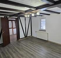 Ruhige 2 Zimmer Wohnung in Trais bezugsfertig und inkl. Küche - Münzenberg