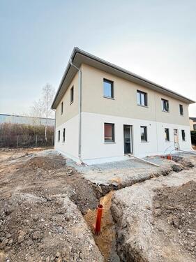 Foto - Doppelhaushälfte in Radebeul – ruhige Lage mit viel Potenzial