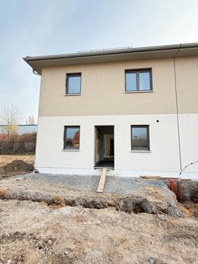 Foto - 4.5 Zimmer Doppelhaushälfte zur Miete in Radebeul