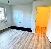 KLEIN aber FEIN * RENOVIERT * NUR für 1 PERSON * ab sofort * EINFACHES WOHNVIERTEL - Kaiserslautern Engelshof