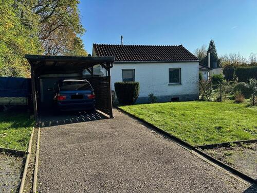 Foto - Freistehendes Einfamilienhaus mit großem Grundstück (1183 qm)