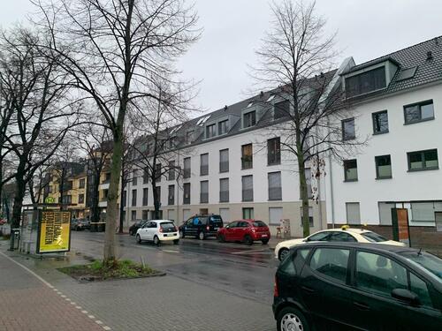 Foto - Freundliche 4-Zimmer-Wohnung mit Balkon im 2. OG in Köln-Raderber