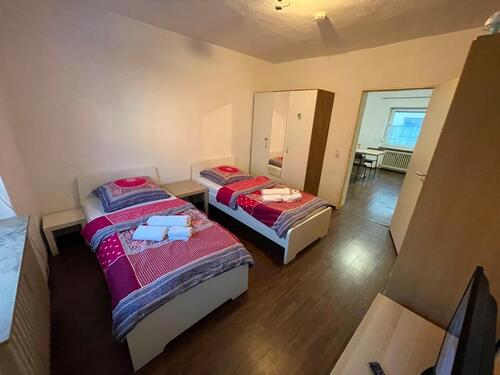 Foto - Monteurunterkunft 55 Zoll TV 1000er Mbit Internet Monteurzimmer